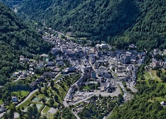 T3, Terrasse, Parking, Animaux Acceptes, Proche Telecabine Et Centre De - Fr-1-401-305 *