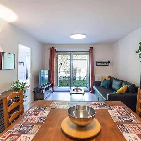 T3, Terrasse, Parking, Animaux Acceptes, Proche Telecabine Et Centre De - Fr-1-401-305 Apartman *