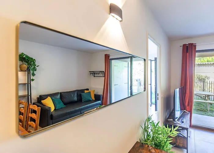 アパート T3, Terrasse, Parking, Animaux Acceptes, Proche Telecabine Et Centre De - Fr-1-401-305 *